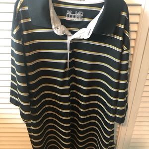 EUC Men’s Under Armour polo shirt.